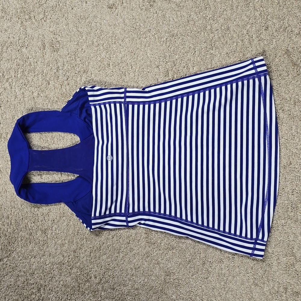 EUC 💎 Lulu Scoop Neck TankPigment Blue/White/Narrow Bold Stripe/Pigment Blue - Picture 7 of 10